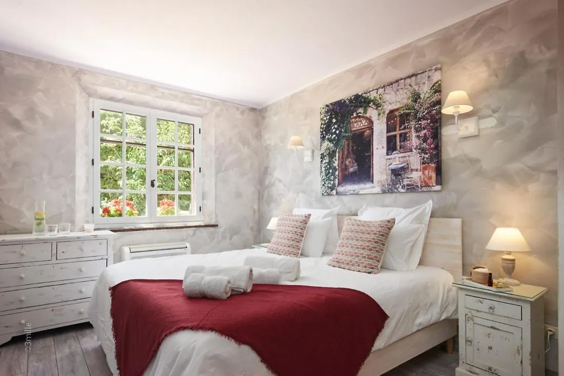 Sunlight Properties - Villa Olea - 5 Bedrooms With Pool Le Tignet
